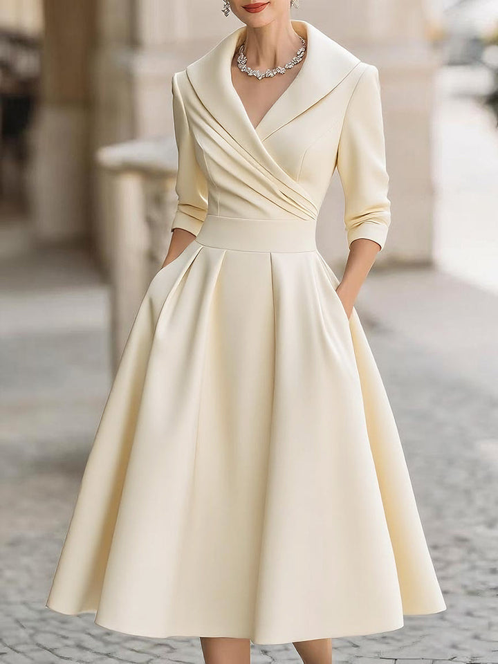 Petula | Vestido midi de satén de inspiración vintage con cuello drapeado
