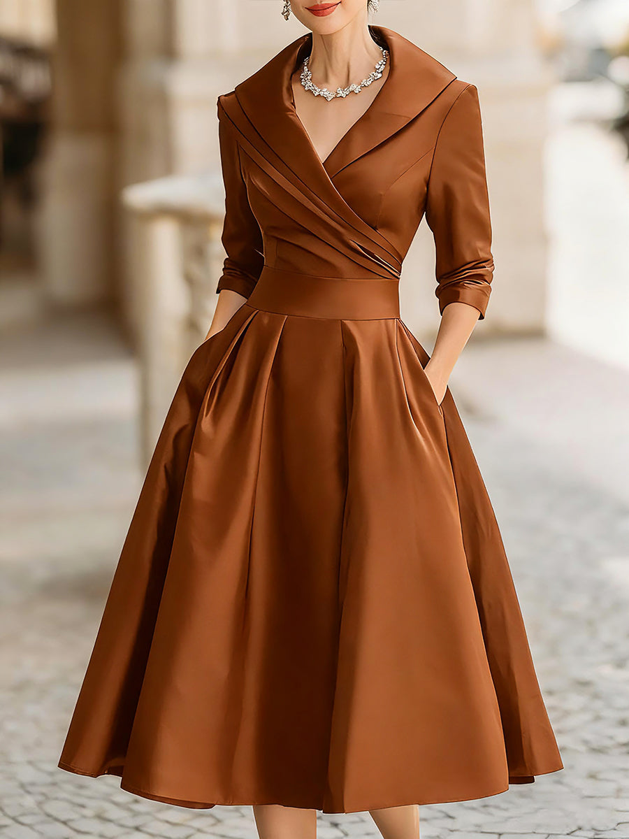 Petula | Vestido midi de satén de inspiración vintage con cuello drapeado
