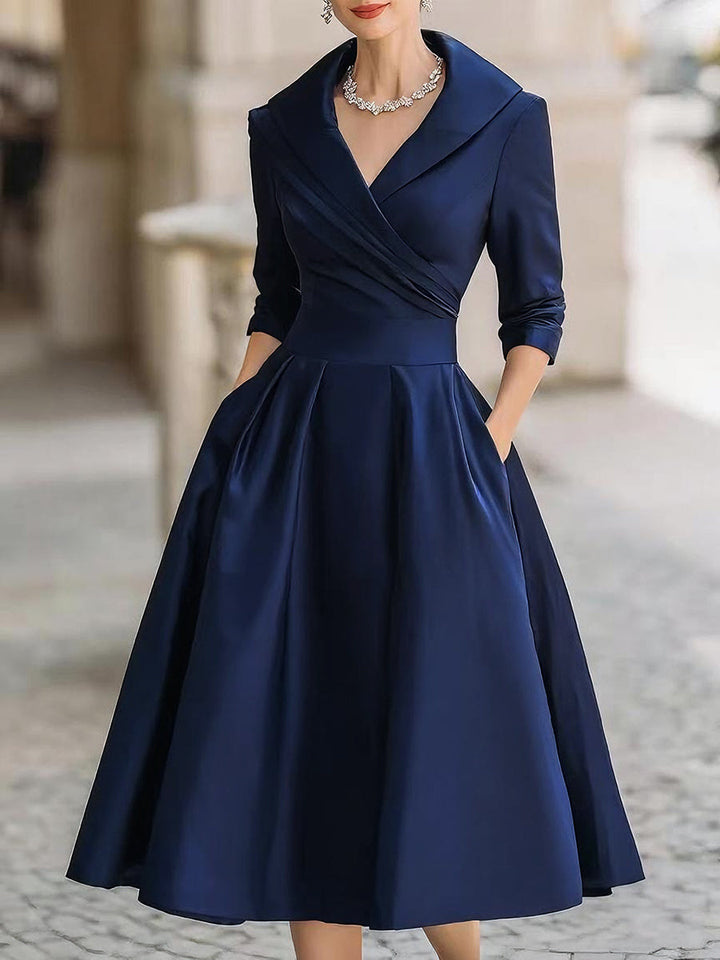 Petula | Vestido midi de satén de inspiración vintage con cuello drapeado
