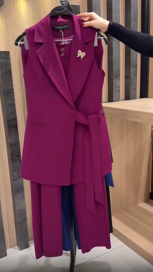 Valentina | Conjunto Elegante Sin Mangas