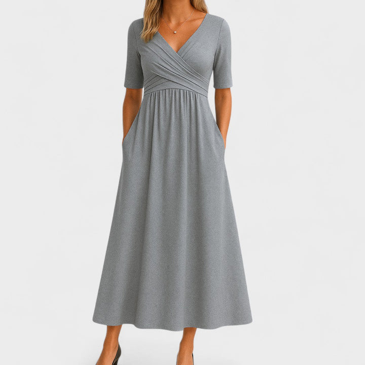 Noelle | Elegante vestido midi con cuello en V